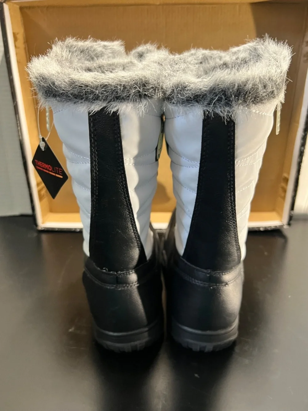 TOTES ALEXIS WOMEN'S WINTER SNOW BOOT Style: Alexis | Color: White | Size: 6M